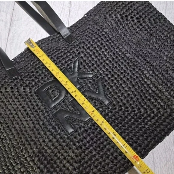 DKNY PALOMA R41ADF62 XL Black Tote, NWT MSP$148 - Picture 9 of 9